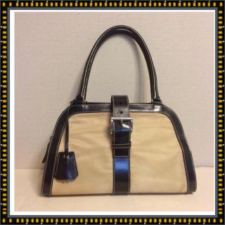 プラダ(PRADA)のことり様専用❗️プラダ★ショルダーにもなる♡ベージュ&ブラックボストンバック★(ボストンバッグ)