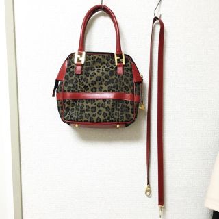 フェンディ(FENDI)のハンドバッグ(ハンドバッグ)