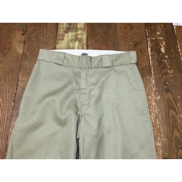 Dickies(ディッキーズ)の３１１２５　アメリカ輸入　ディッキーズ　USED ダブルニー　カーキ　W２８ メンズのパンツ(ワークパンツ/カーゴパンツ)の商品写真