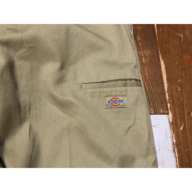 Dickies(ディッキーズ)の３１１２５　アメリカ輸入　ディッキーズ　USED ダブルニー　カーキ　W２８ メンズのパンツ(ワークパンツ/カーゴパンツ)の商品写真