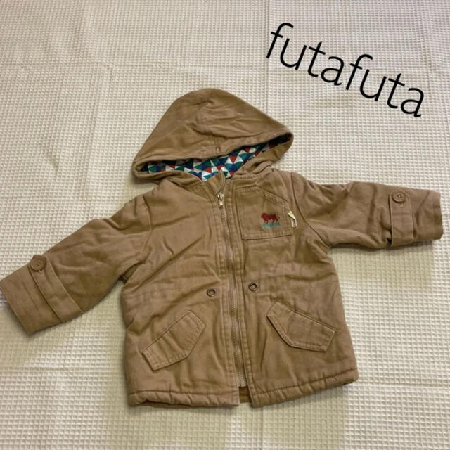 futafuta(フタフタ)の80⚘⚘⚘futafuta フタフタ●ベージュ　コート キッズ/ベビー/マタニティのベビー服(~85cm)(ジャケット/コート)の商品写真