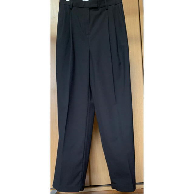TODAYFUL - TODAYFUL Tuck Tapered Trousers 38サイズの通販 by