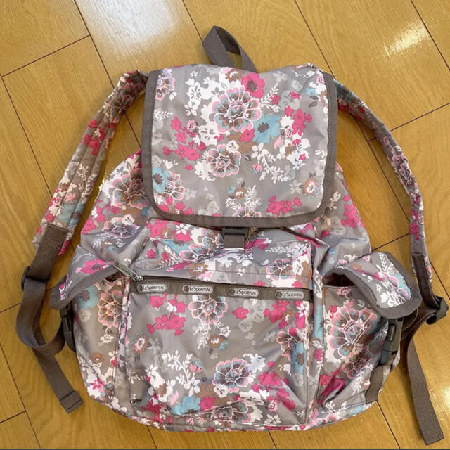 LeSportsac(レスポートサック)の専用】レスポートサック　リュック レディースのバッグ(リュック/バックパック)の商品写真