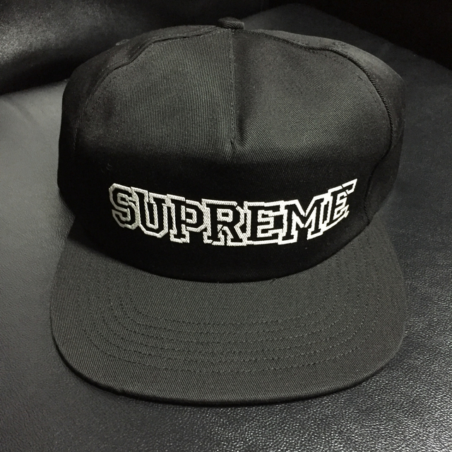 Supreme(シュプリーム)のSupreme Shattered Logo 5-Panel  ブラック 新品 メンズの帽子(キャップ)の商品写真