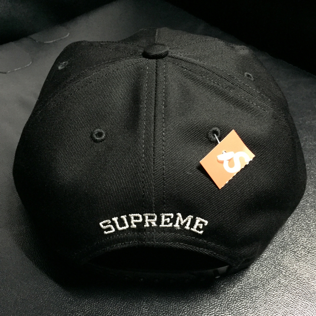 Supreme(シュプリーム)のSupreme Shattered Logo 5-Panel  ブラック 新品 メンズの帽子(キャップ)の商品写真