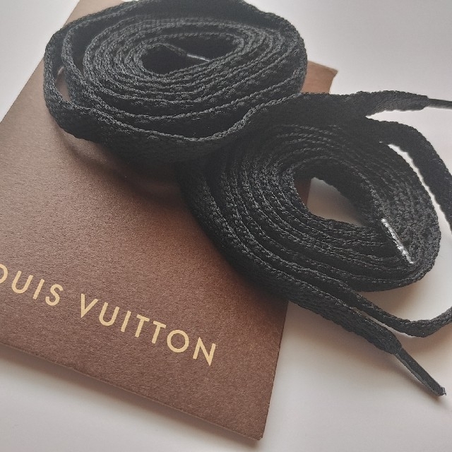 LOUIS VUITTON(ルイヴィトン)の【新品未使用】ルイヴィトン　靴紐　 レディースの靴/シューズ(その他)の商品写真