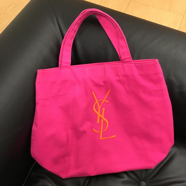 Saint Laurent(サンローラン)のあき様 専用 レディースのバッグ(トートバッグ)の商品写真