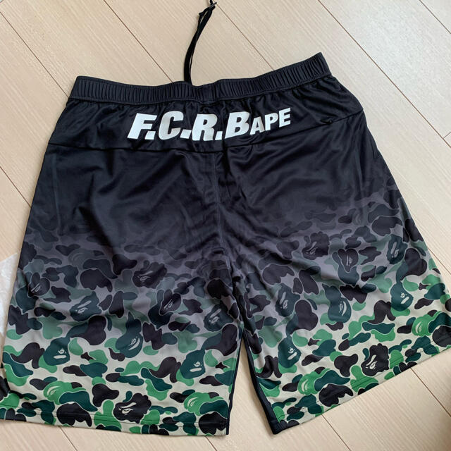 F.C.R.B.(エフシーアールビー)の激レア！　F.C.R.B GAME SHORTS APE BAPE 2xl メンズのパンツ(ショートパンツ)の商品写真