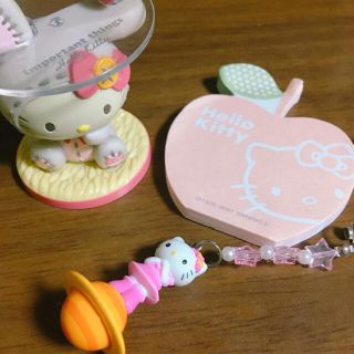 ハローキティ(ハローキティ)のハローキティ　アクセサリートレイ　メモ帳　ストラップ　セット　Sanrio(ノート/メモ帳/ふせん)