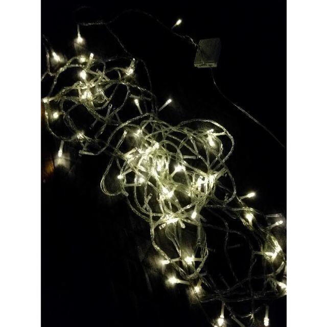 新品 クリスマス イルミネーション LEDライト 100球 全長8m インテリア/住まい/日用品のライト/照明/LED(蛍光灯/電球)の商品写真