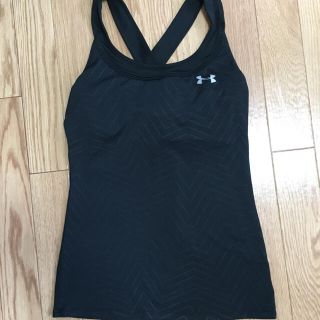 アンダーアーマー(UNDER ARMOUR)のアンダーアーマーレディースタンクトップ(トレーニング用品)