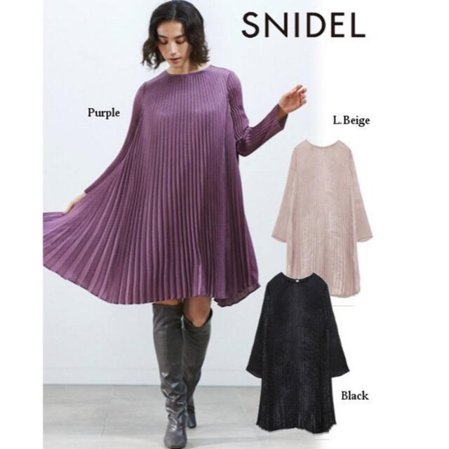 SNIDEL(スナイデル)の売り切り　snidel サテンプリーツドットワンピース レディースのワンピース(ひざ丈ワンピース)の商品写真