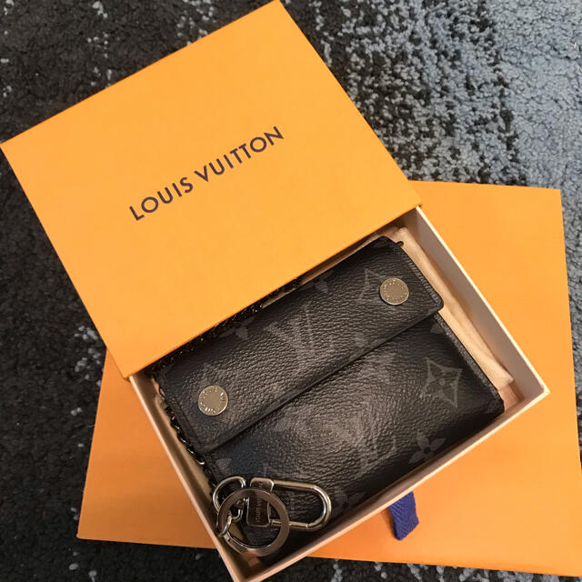 ルイヴィトンコンパクトウォレット 財布 ルイヴィトンコンパクトウォレット 財布