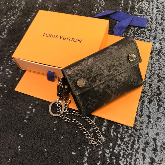LOUIS 財布の通販 by NAOTO's shop｜ルイヴィトンならラクマ VUITTON - ルイヴィトンコンパクトウォレット セール在庫