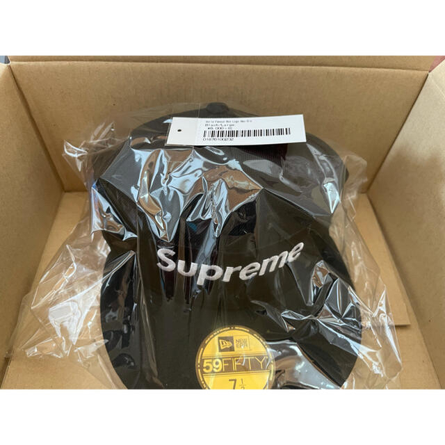 World Famous Box Logo New Era 7 1/2