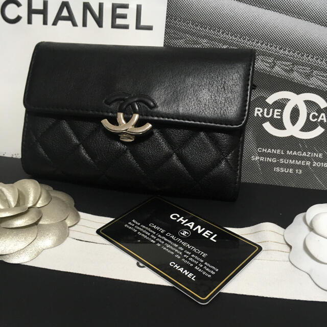 美品】CHANEL シャネル 三つ折り財布-