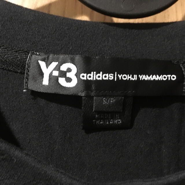 Y-3(ワイスリー)のY-3(Y3)ロンt ロゴ　ブラック　美品 メンズのトップス(Tシャツ/カットソー(七分/長袖))の商品写真