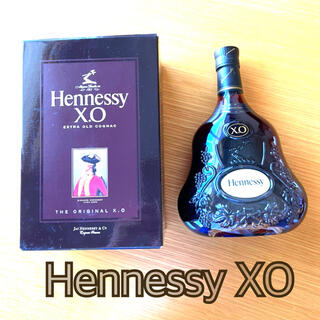 Hennessy XO ヘネシーエックスオー　黒ラベル　700ml 箱付き(ブランデー)