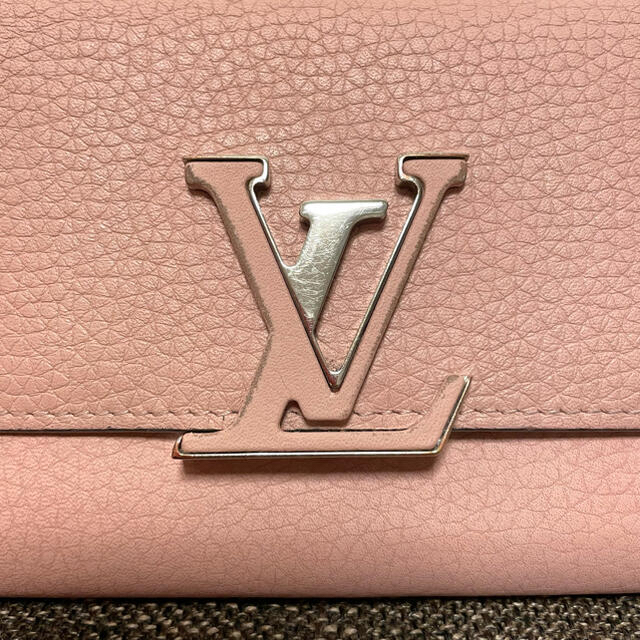 LOUIS VUITTON(ルイヴィトン)のルイヴィトン⭐️ポルトフォイユ・カプシーヌ トリヨン レディースのファッション小物(財布)の商品写真