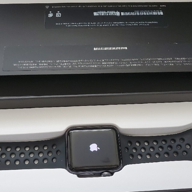 Apple Watch(アップルウォッチ)のApple Watch Series 3 Nike 38ミリ GPS モデル メンズの時計(腕時計(デジタル))の商品写真