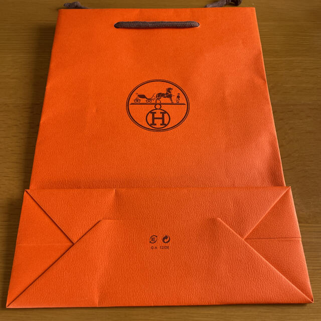 Hermes(エルメス)の【未使用】HERMES エルメス 紙袋(中サイズ) レディースのバッグ(ショップ袋)の商品写真