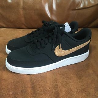 ナイキ(NIKE)のNIKE ナイキ スニーカー メンズ用です。(スニーカー)