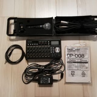 TASCAM DP-008本体、ACアダプタ、各種ケーブル、マイク同梱(MTR)