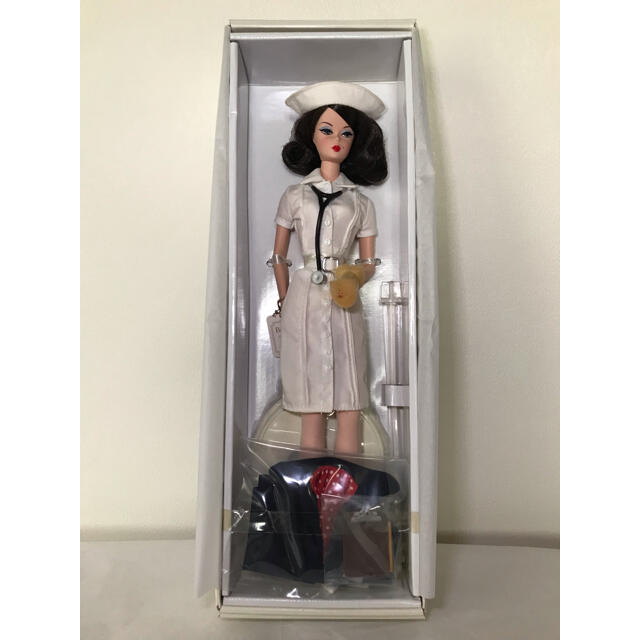 バービーファッションモデルコレクション　The Nurse