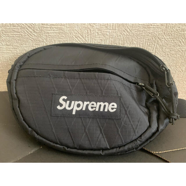 約22ｃｍマチ専用 supreme ボディーバッグ 美品 - ボディーバッグ