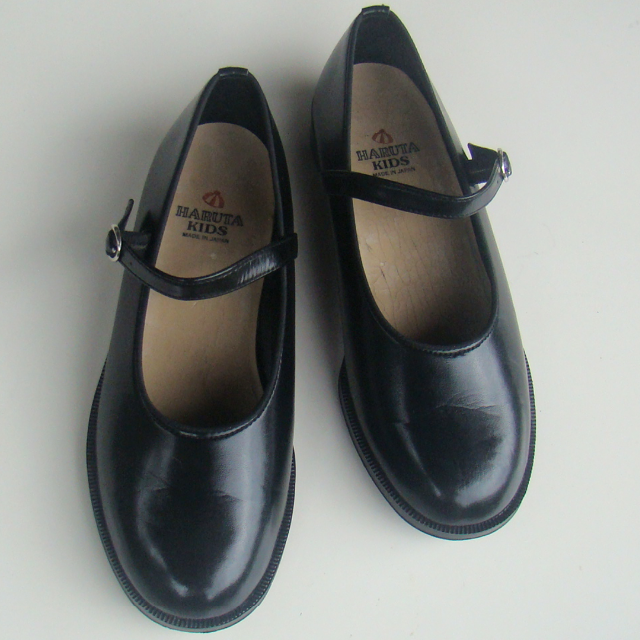 HARUTA(ハルタ)のハルタ フォーマル 22cm 4817 黒 3E ストラップシューズ キッズ/ベビー/マタニティのキッズ靴/シューズ(15cm~)(フォーマルシューズ)の商品写真