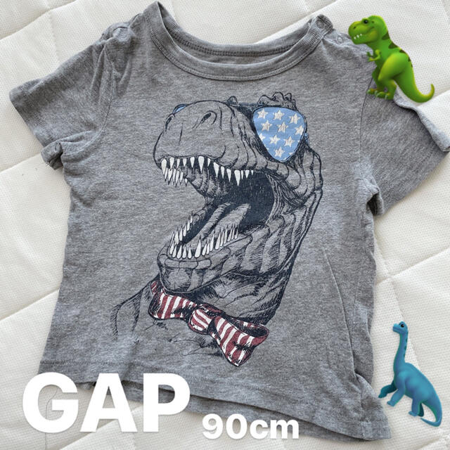 GAP(ギャップ)の恐竜Tシャツ🦖 キッズ/ベビー/マタニティのキッズ服男の子用(90cm~)(Tシャツ/カットソー)の商品写真