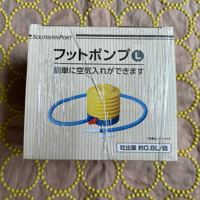 INDEX(インデックス)のINTEX 浮き輪x2 フットポンプ付き スポーツ/アウトドアのスポーツ/アウトドア その他(マリン/スイミング)の商品写真