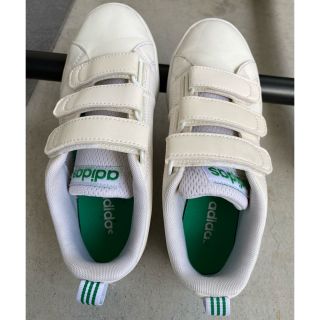 アディダス(adidas)のadidas アディダス スニーカー(スニーカー)