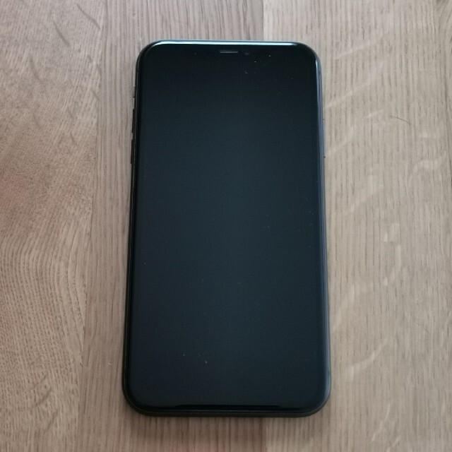 iPhone(アイフォーン)のiPhone11 64GB simフリー 黒　本体のみ・美品 スマホ/家電/カメラのスマートフォン/携帯電話(スマートフォン本体)の商品写真