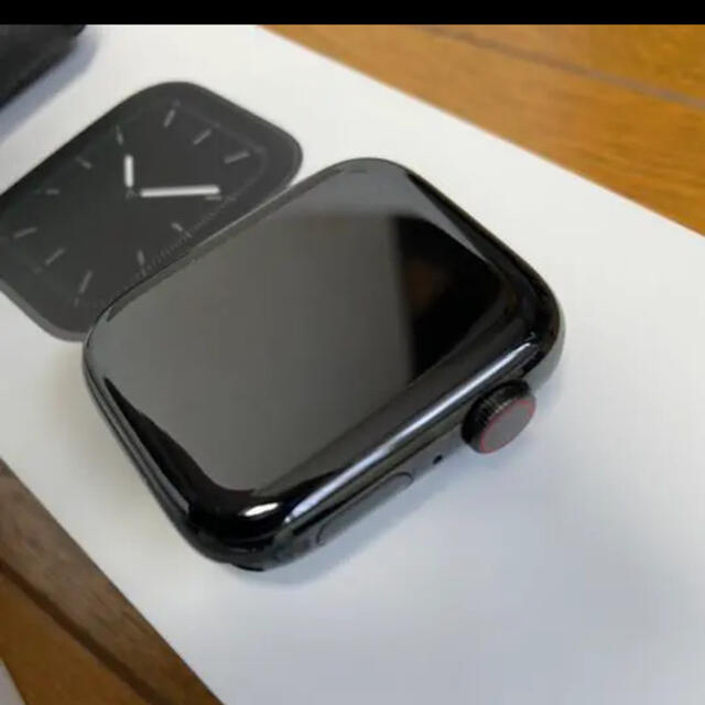 Apple Watch Series 5 - 2