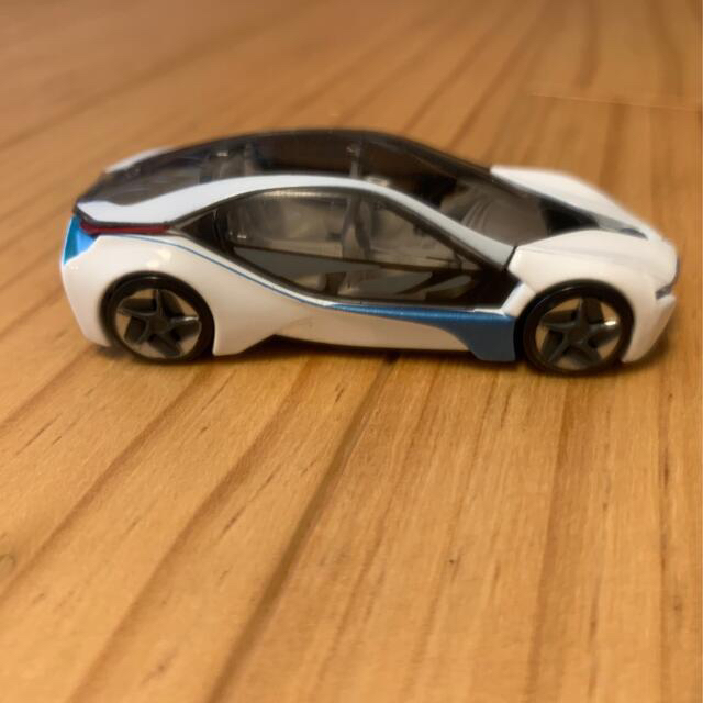 BMW(ビーエムダブリュー)のレア　BMW i8ミニカー エンタメ/ホビーのおもちゃ/ぬいぐるみ(ミニカー)の商品写真