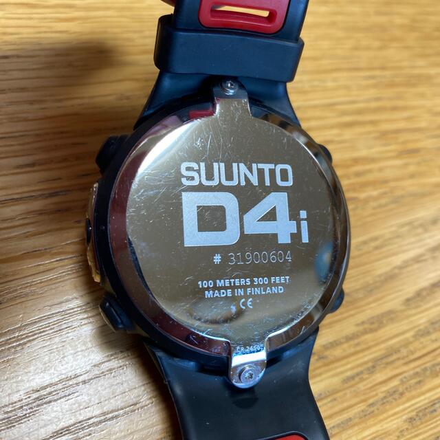 SUUNTO(スント)のSUUNTO D4i ダイバーズウォッチ スポーツ/アウトドアのスポーツ/アウトドア その他(マリン/スイミング)の商品写真