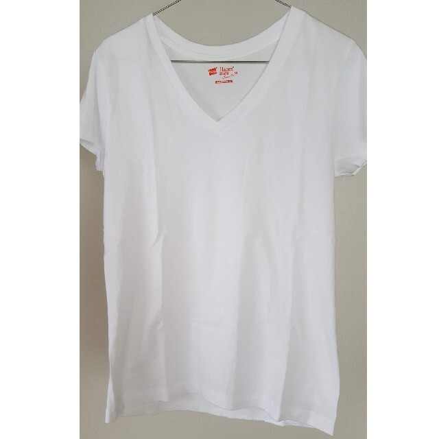 Hanes(ヘインズ)のHanes 2枚組VネックTシャツ白黒M レディースのトップス(Tシャツ(半袖/袖なし))の商品写真