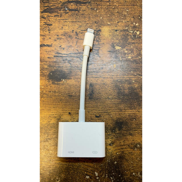 Apple(アップル)の[純正]Lightning - Digital AV アダプタ [HDMI] スマホ/家電/カメラのテレビ/映像機器(映像用ケーブル)の商品写真