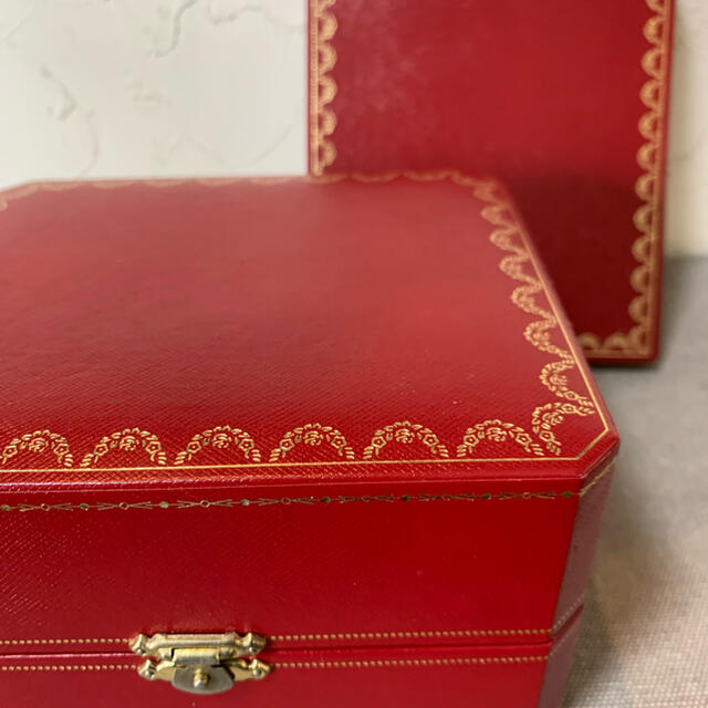 Cartier(カルティエ)のCartierの腕時計空箱(DVD説明書セット付き) その他のその他(その他)の商品写真