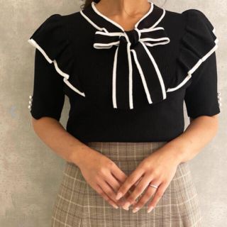 アラマンダ(allamanda)のみきmamaさん専用♡新品未使用♡フリルボウタイニット／トップス(ニット/セーター)