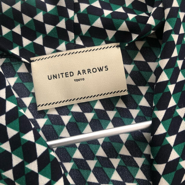 UNITED ARROWS(ユナイテッドアローズ)のユナイテッドアローズ  ジオメトリックシャツ レディースのトップス(シャツ/ブラウス(長袖/七分))の商品写真