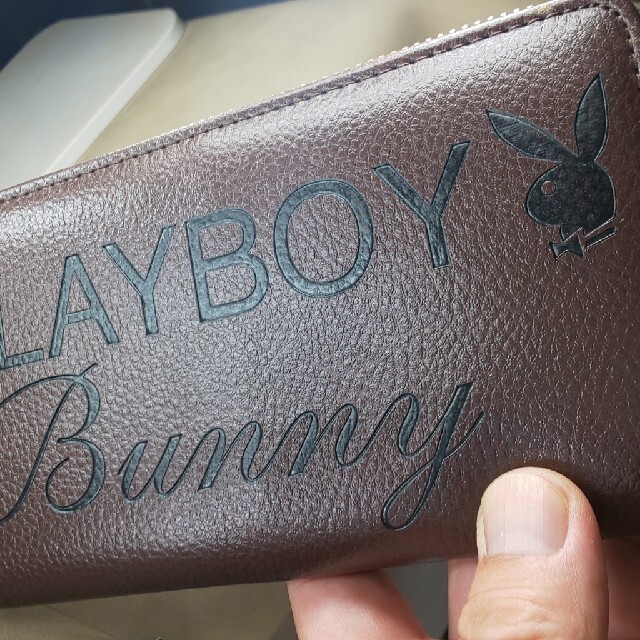 PLAYBOY(プレイボーイ)の新品未使用タグ付き､PLAYBOY長財布ラウンドファスナー メンズのファッション小物(長財布)の商品写真