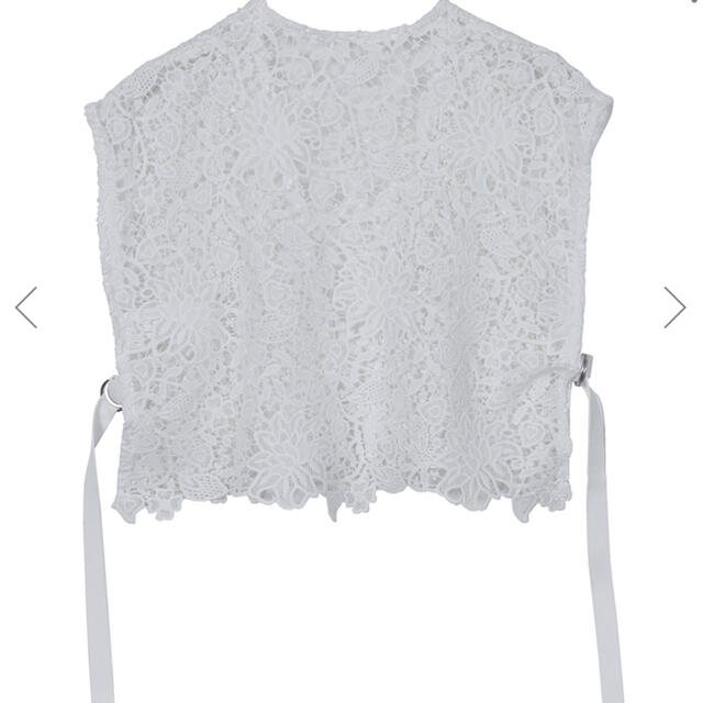 Ameri VINTAGE(アメリヴィンテージ)のACCESSORY LACE VEST レディースのトップス(その他)の商品写真