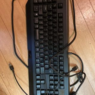 RAZER BLACK WIDOW CHROMA V2　ゲーミングキーボード(PC周辺機器)