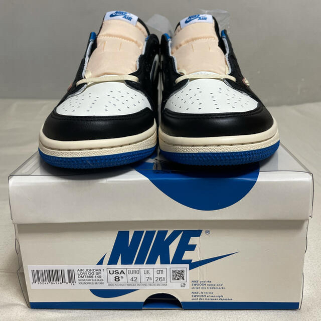 NIKE(ナイキ)のTravis Scott x Fragment x AirJordan1 Low メンズの靴/シューズ(スニーカー)の商品写真