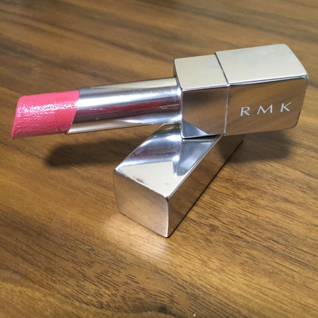 RMK(アールエムケー)のRMK イレジスティブル グローリップス イノセントピンク コスメ/美容のベースメイク/化粧品(口紅)の商品写真