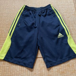 アディダス(adidas)のadidasハーフパンツ　150(パンツ/スパッツ)