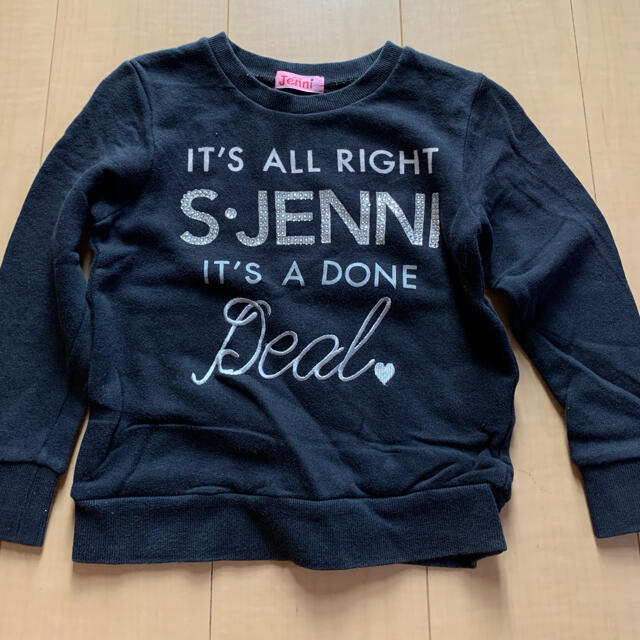 JENNI(ジェニィ)の子供服 女の子 長袖トレーナー月末値下げ！購入意思のないいいね不要 キッズ/ベビー/マタニティのキッズ服女の子用(90cm~)(その他)の商品写真