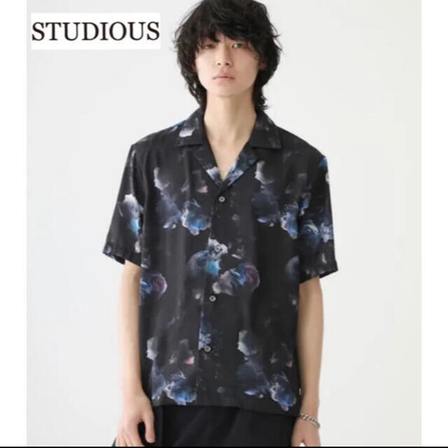 STUDIOUS(ステュディオス)のSTUDDIOUS花柄シャツ メンズのトップス(シャツ)の商品写真